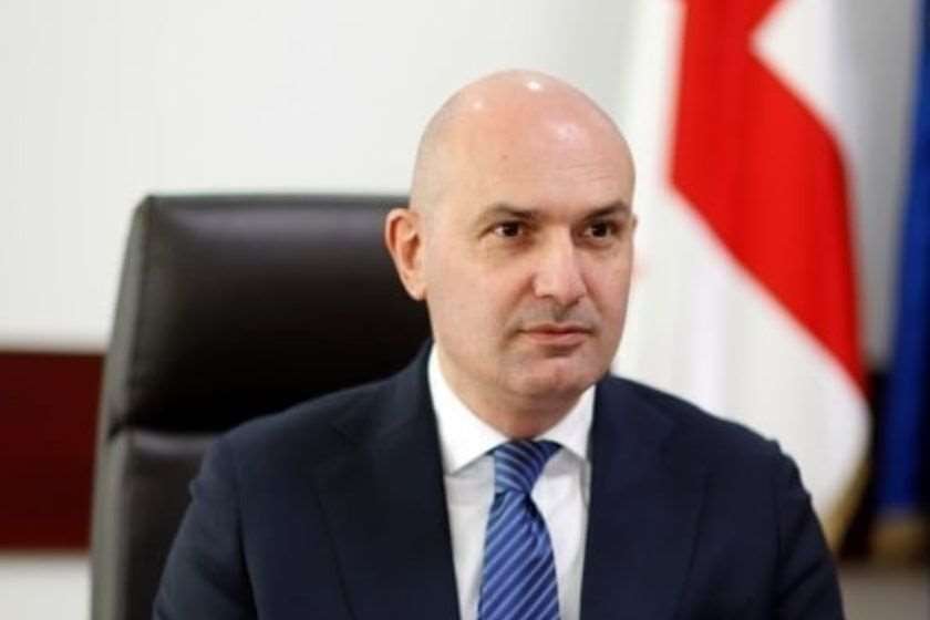 რუსლან აბაშიძე აფხაზეთის ავტონომიური რესპუბლიკის მთავრობის თავმჯდომარის თანამდებობას ტოვებს