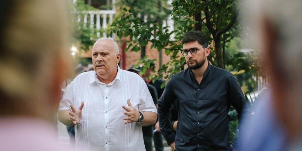 დავით ვერავა და ბექა ვაჭარაძე მოქალაქეებს ფოთში, ცენტრის უბანში შეხვდნენ