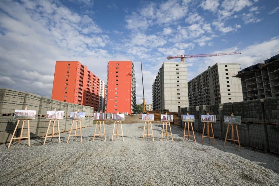 ზუგდიდში 1700-ზე მეტი დევნილი ოჯახისთვის ბინები შენდება