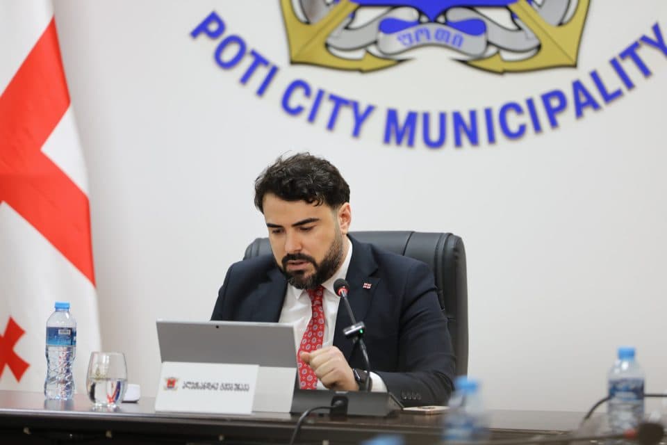 ფოთის საკრებულოს თავმჯდომარე: „მინდა გულწრფელი მადლობა გადავუხადო პარტია „ქართულ ოცნებას“, მთელ პოლიტიკურ გუნდს და საკრებულოს წევრებს გამოჩენილი ნდობისა და მხარდაჭერისთვის“