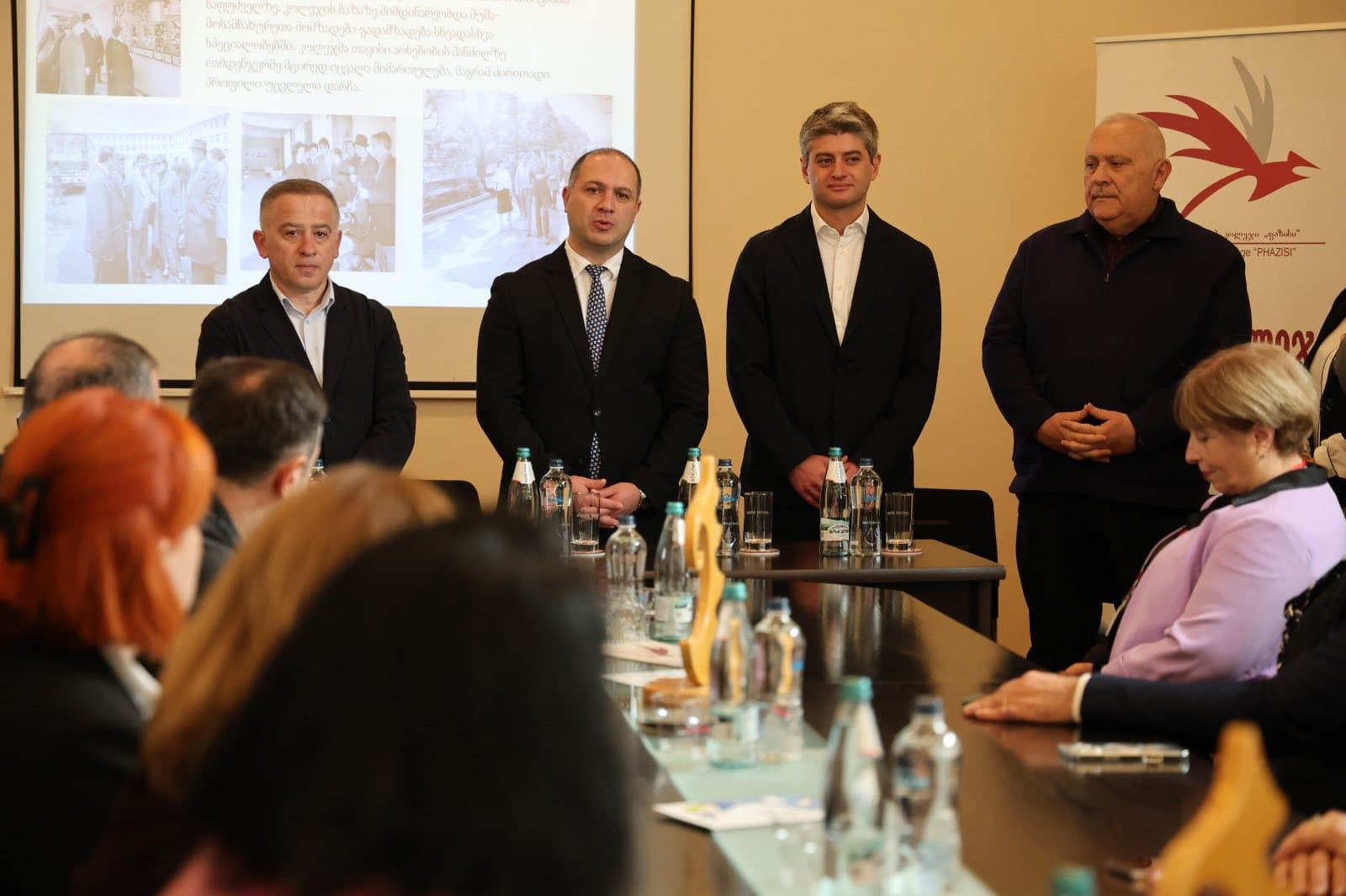 განათლების მინისტრი წალენჯიხასა და ფოთში პროფესიულ სასწავლებლებს ეწვია