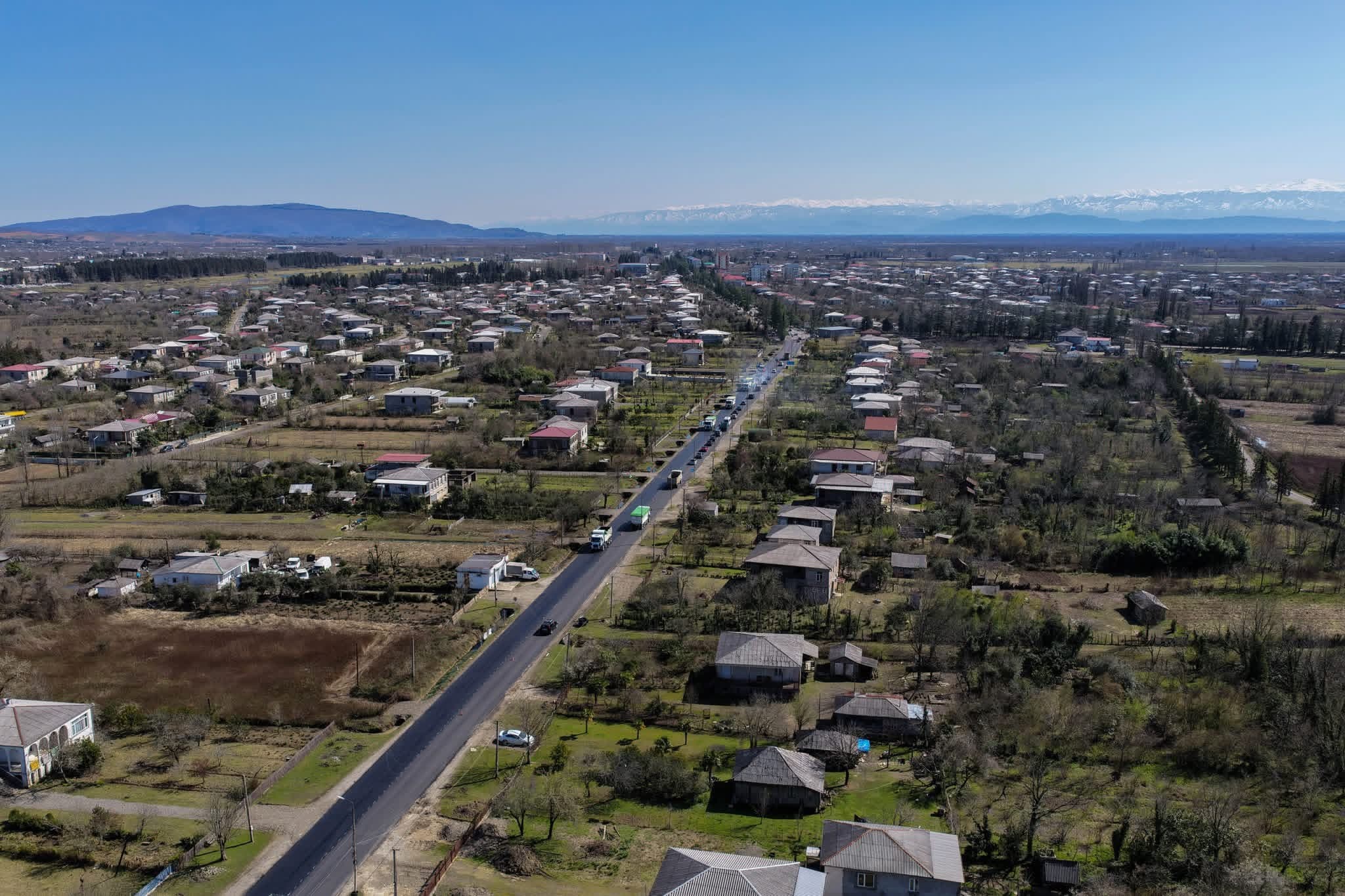 ხობში საერთაშორისო მნიშვნელობის გზის 6 კილომეტრიანი მონაკვეთი იგება - image 3