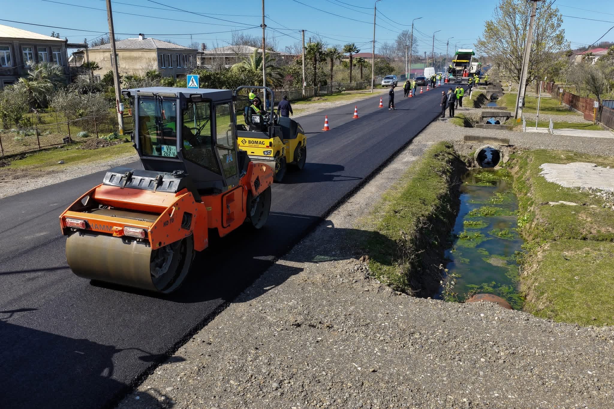 ხობში საერთაშორისო მნიშვნელობის გზის 6 კილომეტრიანი მონაკვეთი იგება - image 7