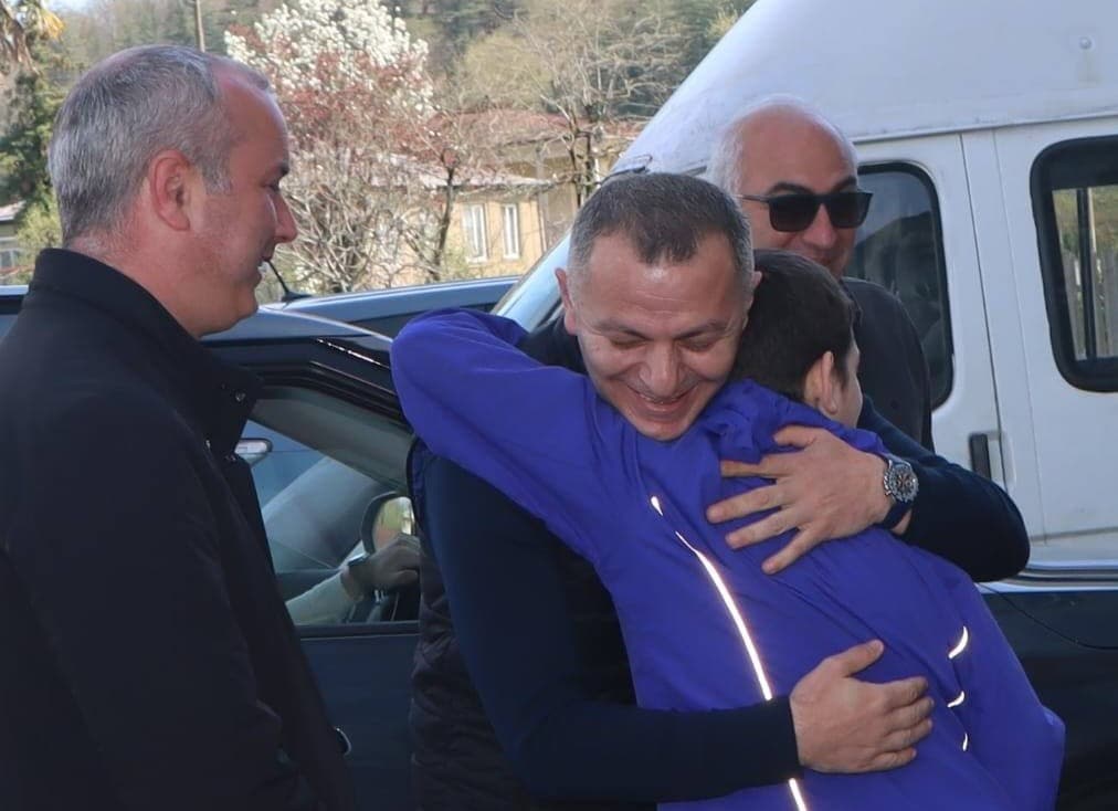 აუტიზმის ცნობადობის ამაღლების დღეს წალენჯიხის მერი აბილიტაცია-რეაბილიტაციის ცენტრს ესტუმრა