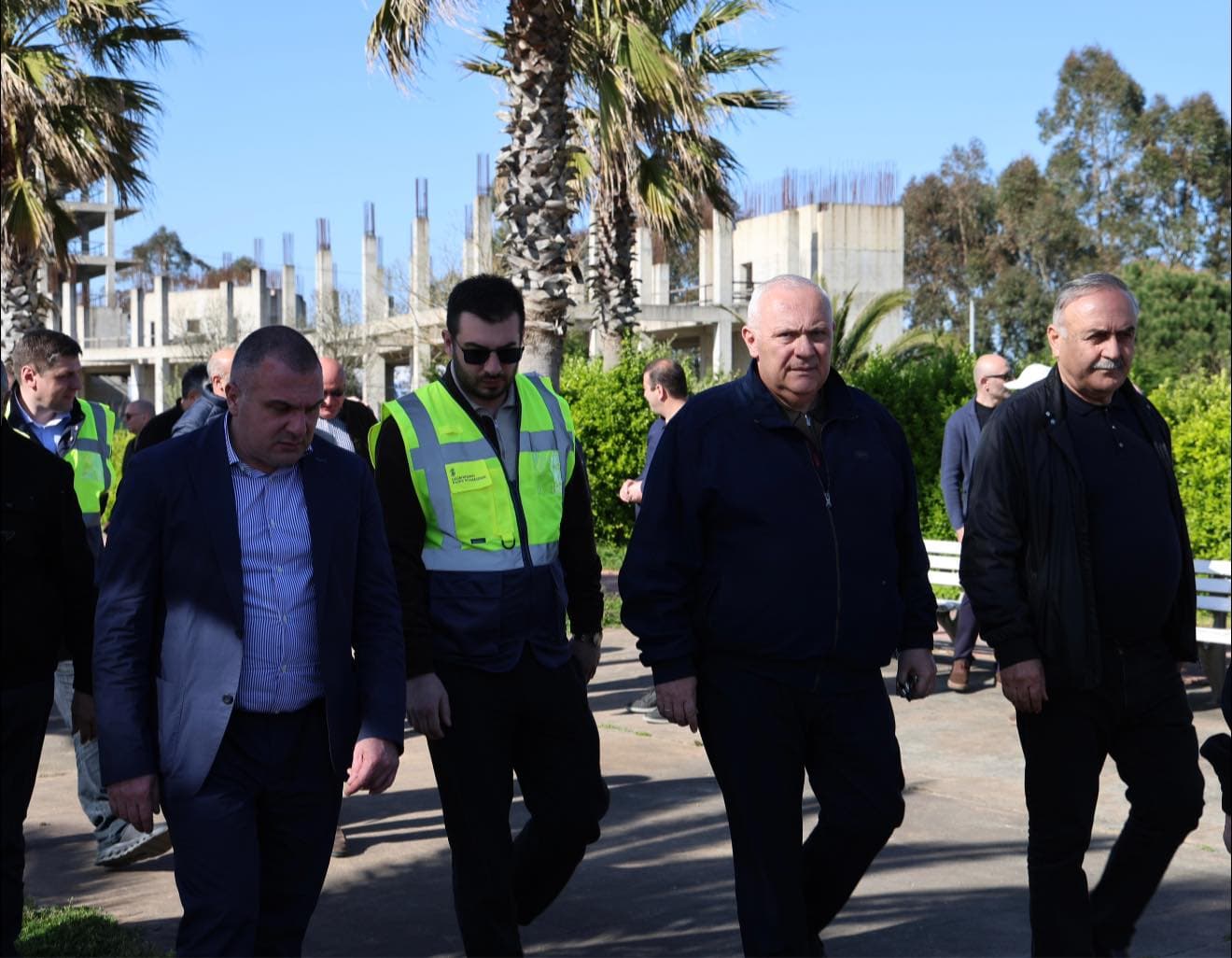 განმუხურის ეროზირებული სანაპირო ზოლის აღდგენის სამუშაოები აქტიურ ფაზაშია - image 2