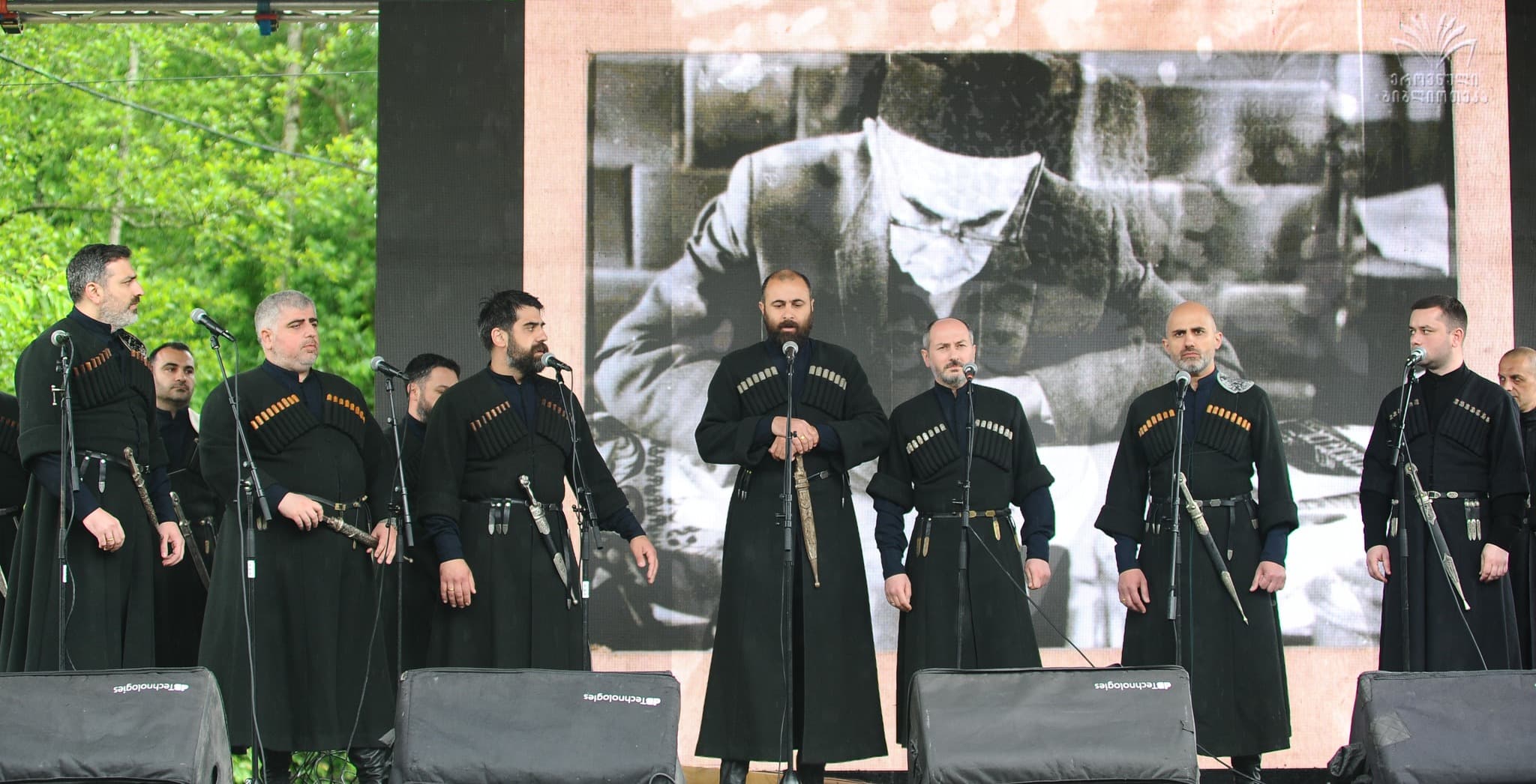 აბაშაში კონსტანტინე გამსახურდიას 135 წლის იუბილესადმი მიძღვნილი ღონისძიებები გაიმართა - image 2