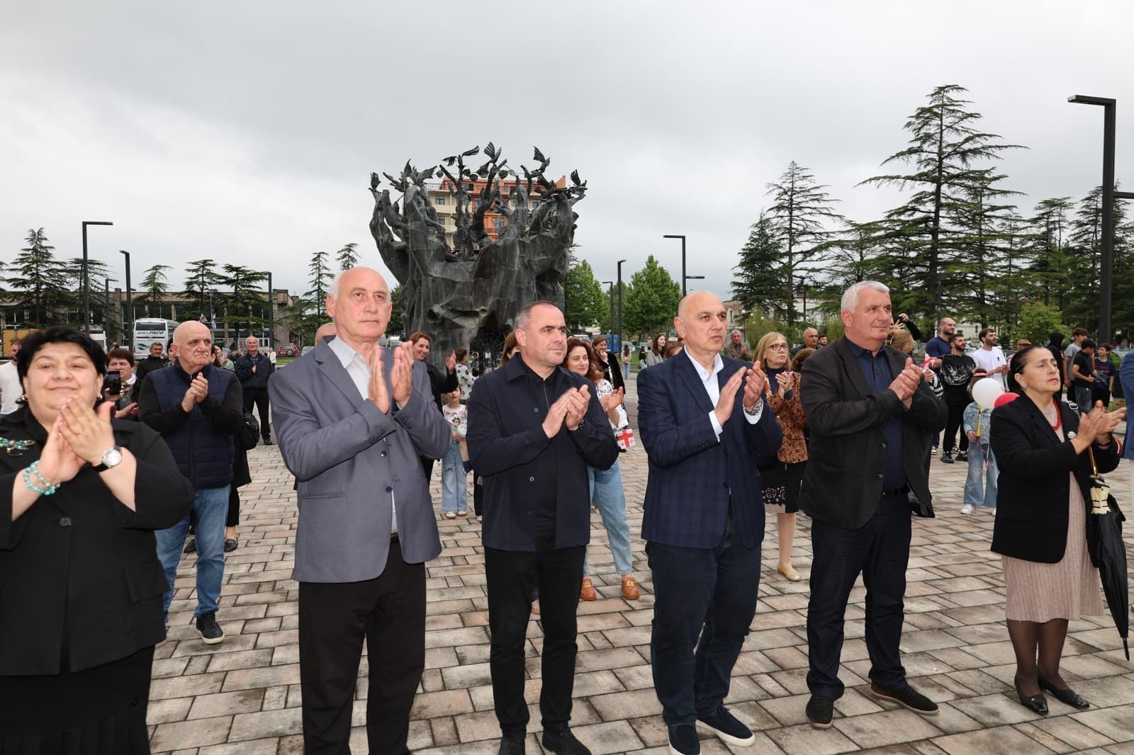 ხობში დამოუკიდებლობის დღისადმი მიძღვნილი ღონისძიებები გაიმართა - image 4