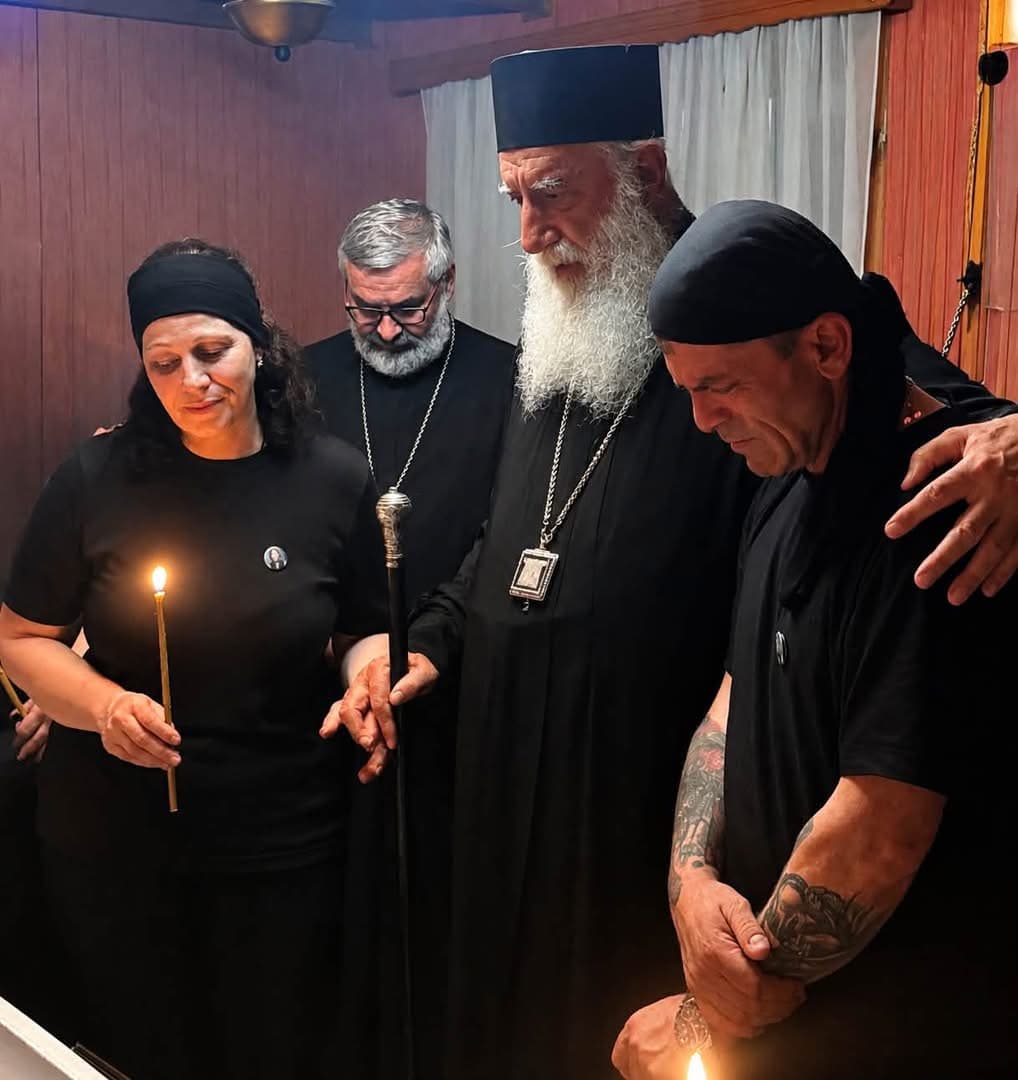 მეუფე გერასიმემ ლანა ლატარიას ოჯახს მიუსამძიმრა და გარდაცვლილს პანაშვიდი გადაუხადა - image 2