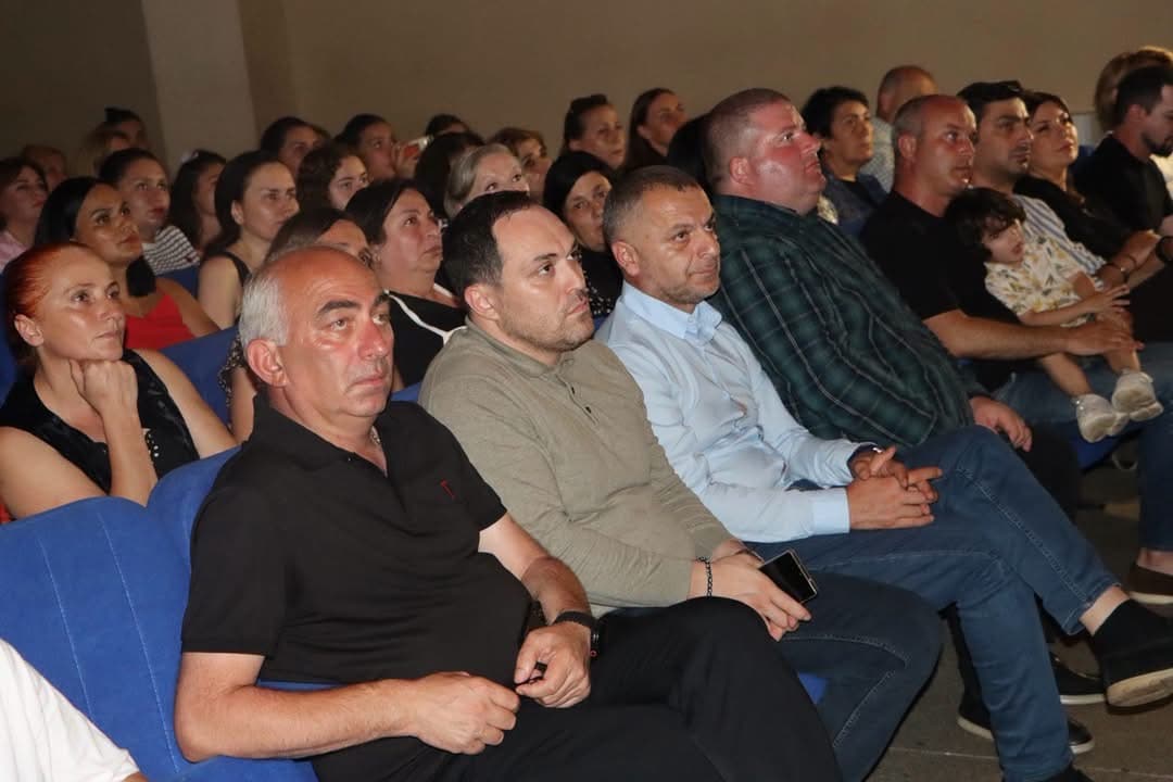 წალენჯიხაში სპეკტაკლ ,,ხალდეს” საპრემიერო ჩვენება გაიმართა - image 2