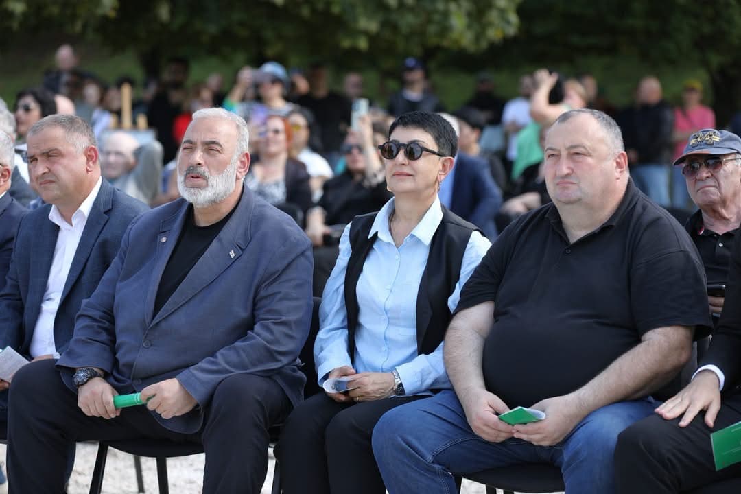 ზუგდიდში გიორგი ანწუხელიძის ბიუსტი გაიხსნა - image 4